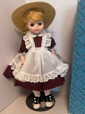Vintage Madame Alexander McGuffey Ana 14" Doll #1525 Original Box & Hang Tag